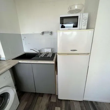 Pour 4 - Piscine, Parking, Lave-linge, Proche Commerces - Fr-1-702-23 * Агд