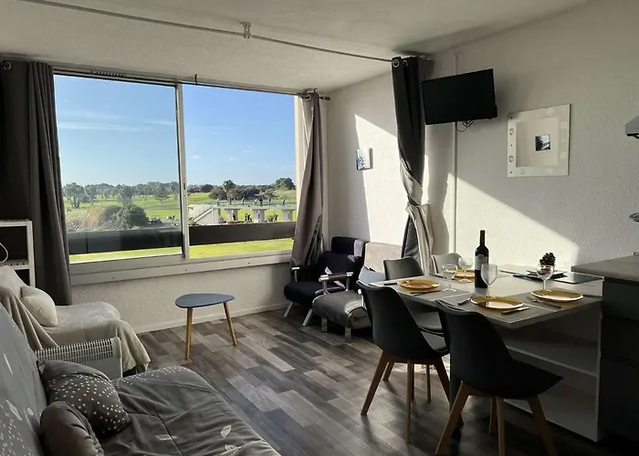 Pour 4 - Piscine, Parking, Lave-linge, Proche Commerces - Fr-1-702-23 Apartament *